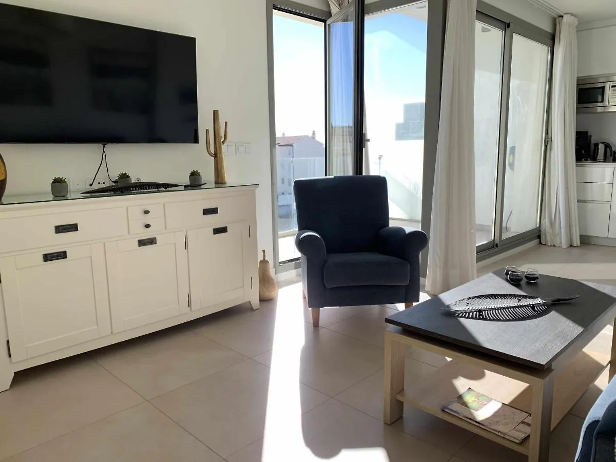 Elegant Penthouse With Sea Views In Torrox Appartement Spanje