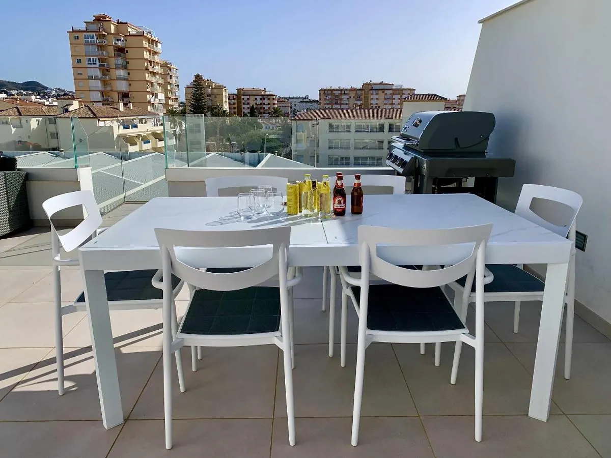 Elegant Penthouse With Sea Views In Torrox Appartement